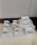 Stunning 30-Piece Trendy Wavy Dinner Set