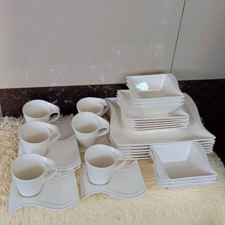 Stunning 30-Piece Trendy Wavy Dinner Set