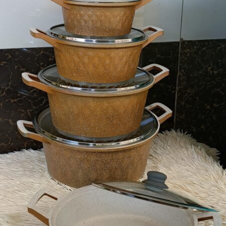 10 Piece Signature Die-Cast Durable & Efficient Cookware Set