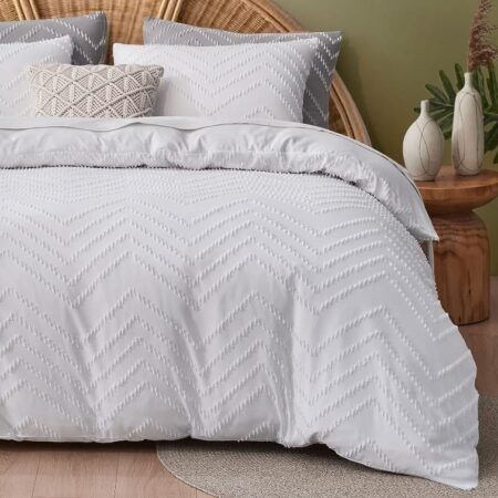 4 piece luxury tufted duvet cover set with an elegant design