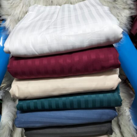 7*8 Extra King-size Striped Bedsheets Set 250*270cm ( 2 bedsheets and 4 pillow cases)