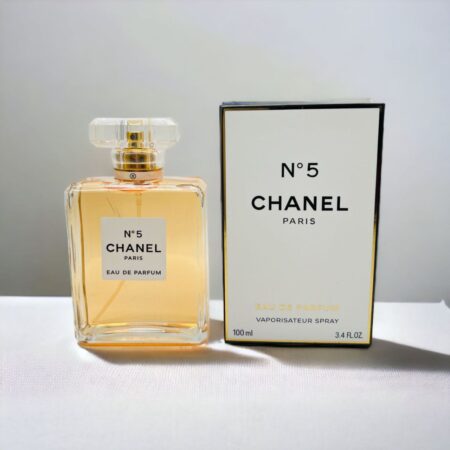 Chanel No. 5 Eau de Parfum Spray
